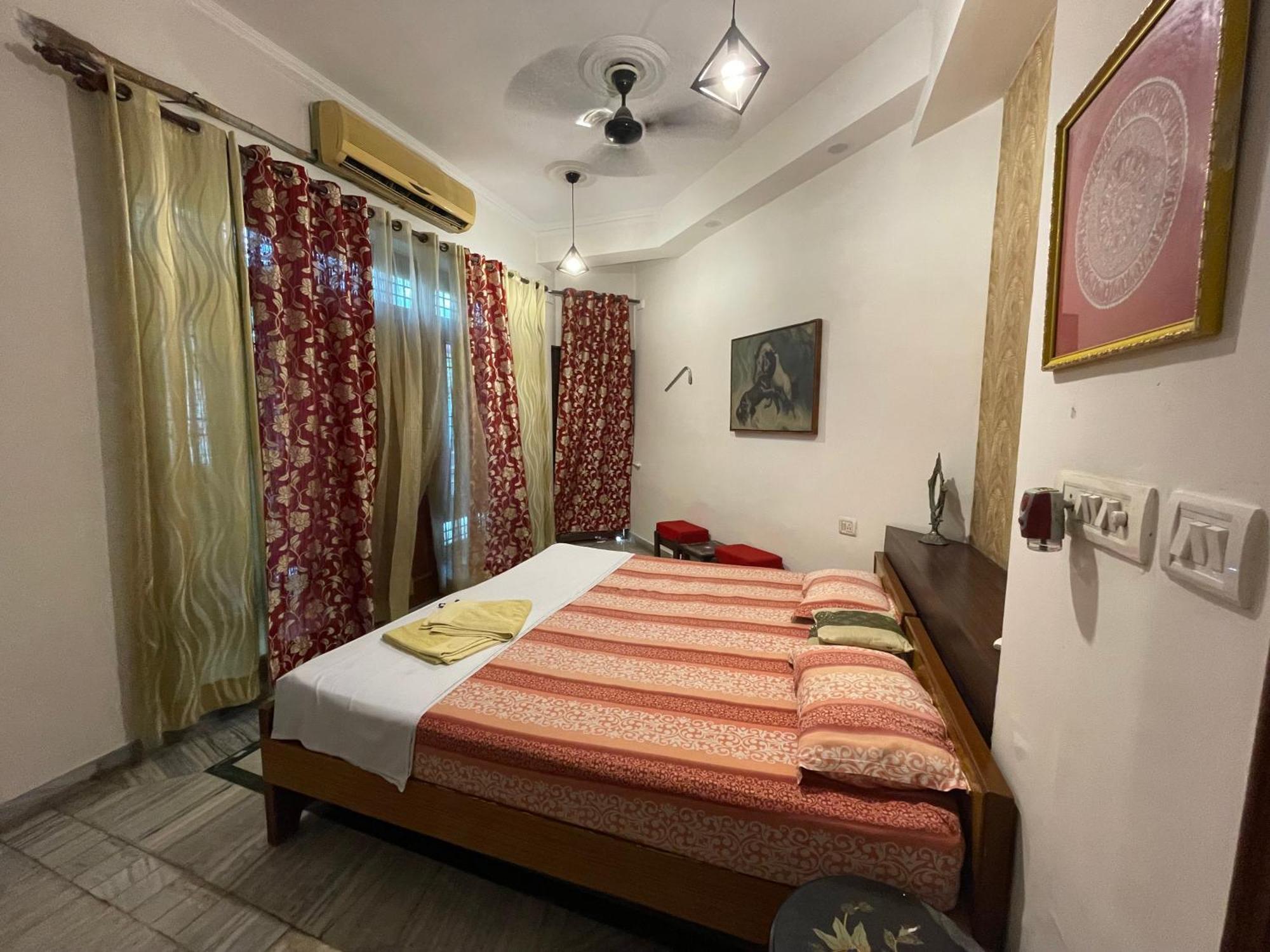 N Homestay Agra Tajganj Exterior photo